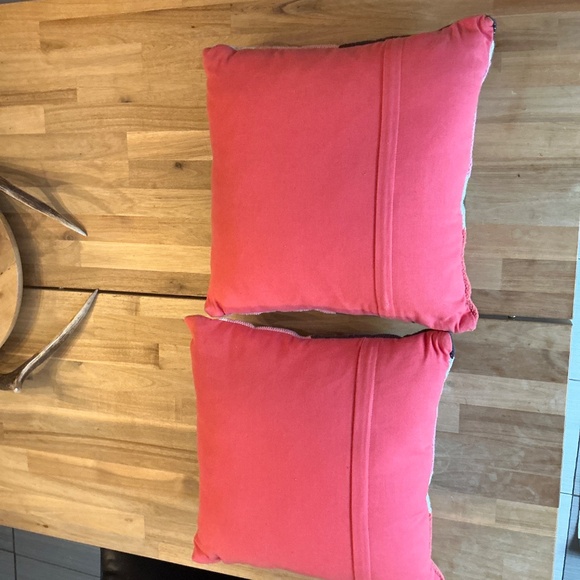 2 décorative pillow - Picture 3 of 3